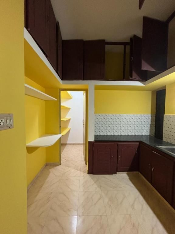 Cozy N Spacious Air Conditioned Furnished 3Bhk * Thiruvananthapuram