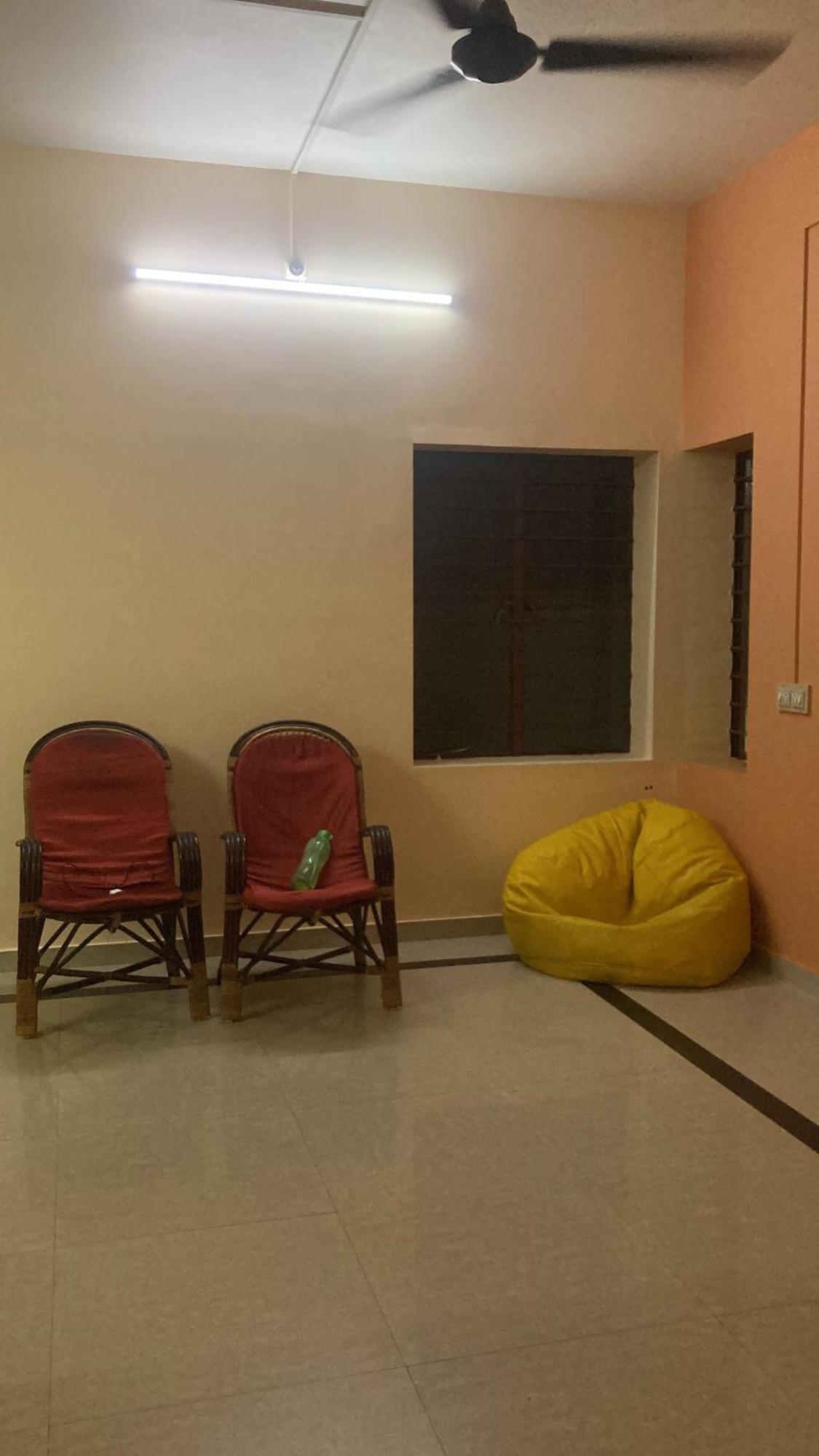 Cozy N Spacious Air Conditioned Furnished 3Bhk Thiruvananthapuram